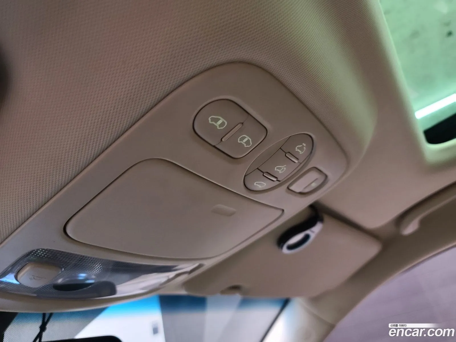Kia Carnival R 2013 — 20