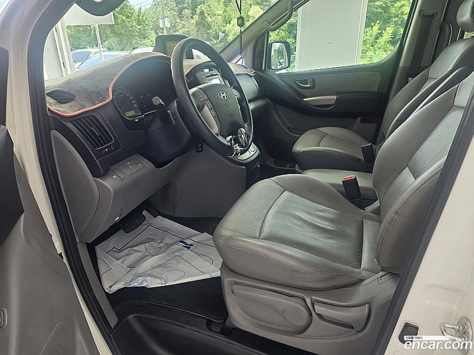 Hyundai Grand Starex 2012 — 5