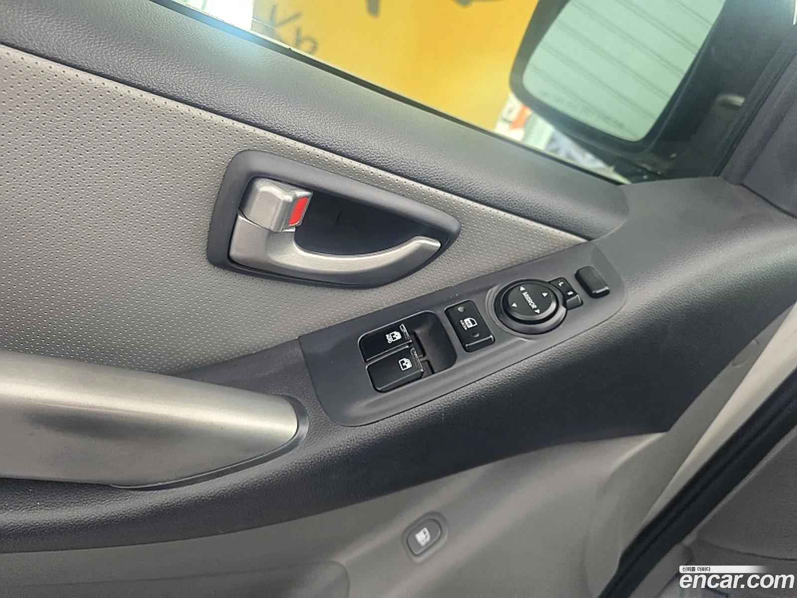 Hyundai Grand Starex 2012 — 9