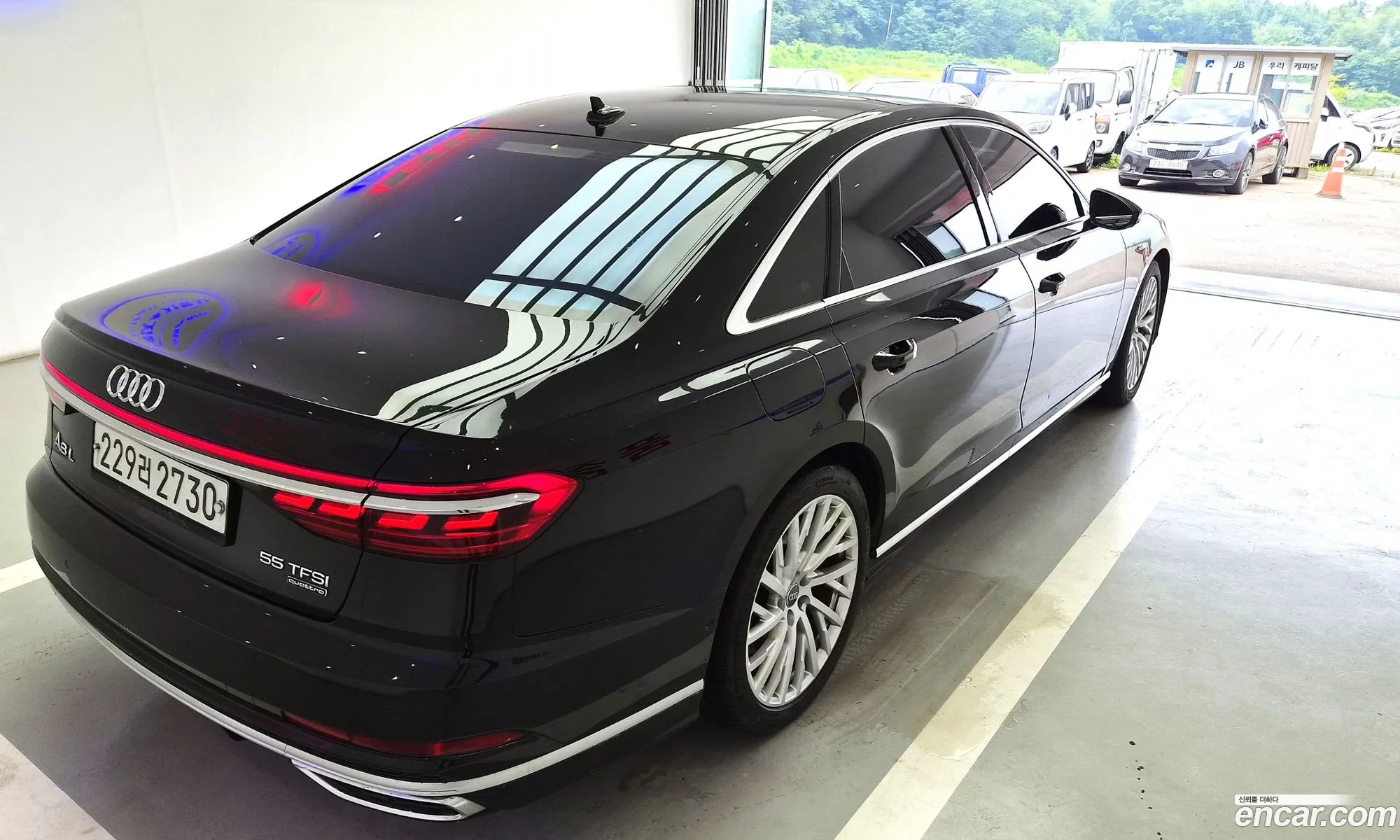 Audi A8 2020 — 8