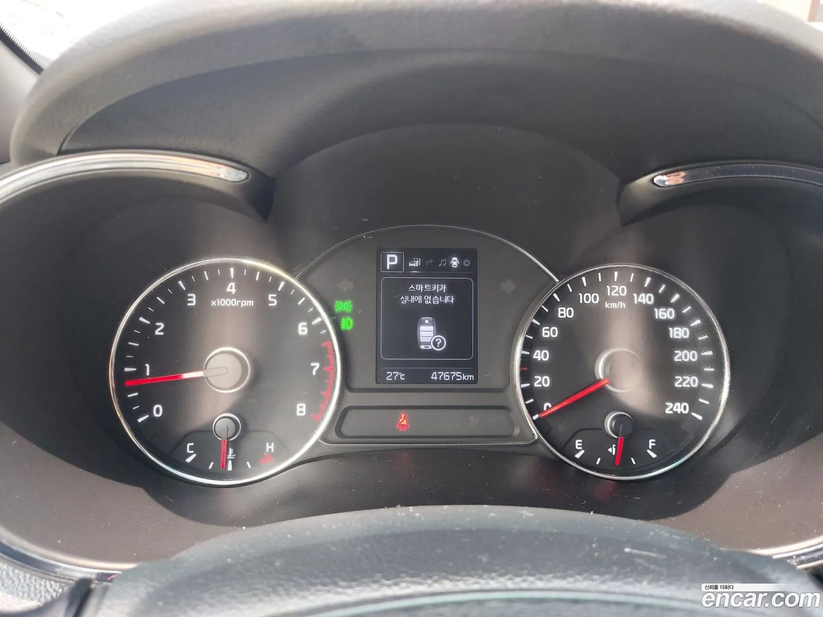 Kia K3 2017 — 12