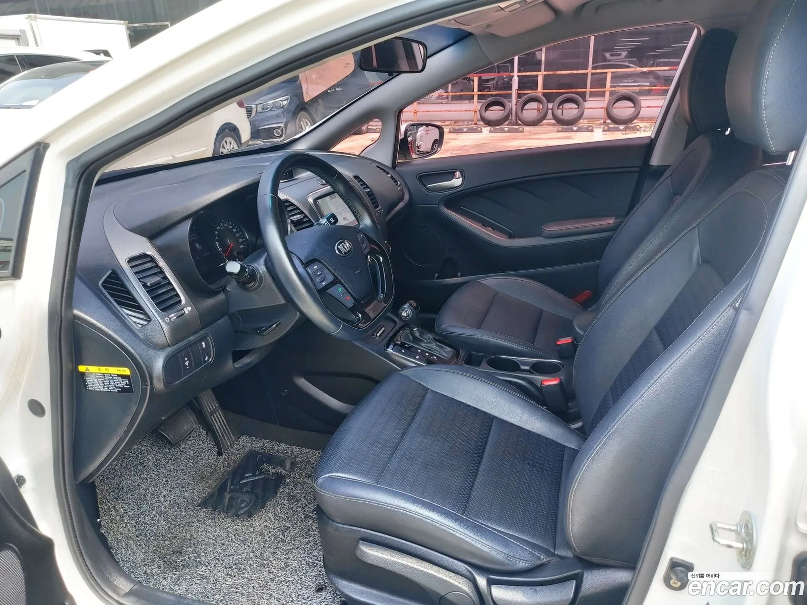 Kia K3 2017 — 7