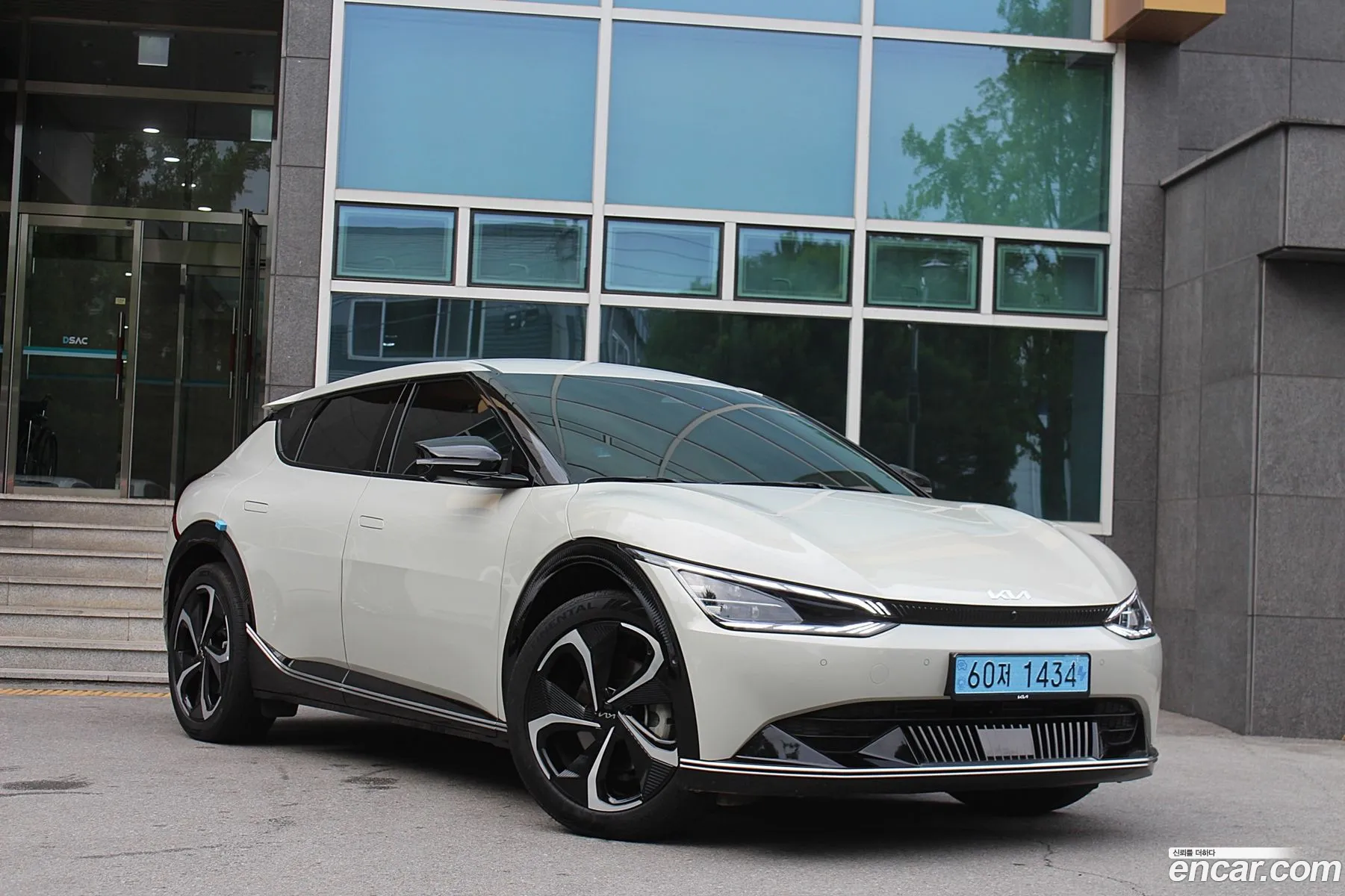 Kia EV6 2022 — 10