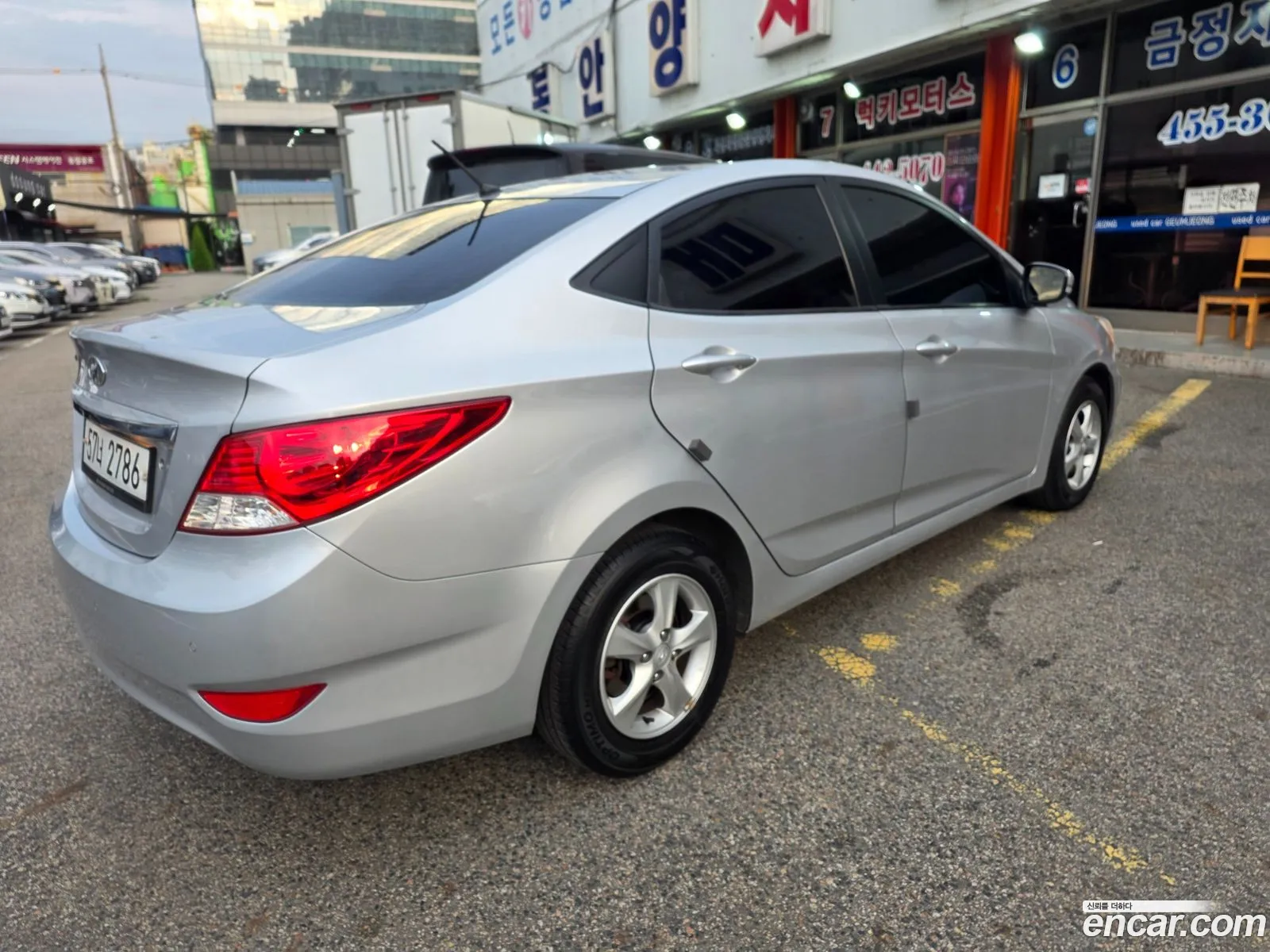 Hyundai Accent 2012 — 9