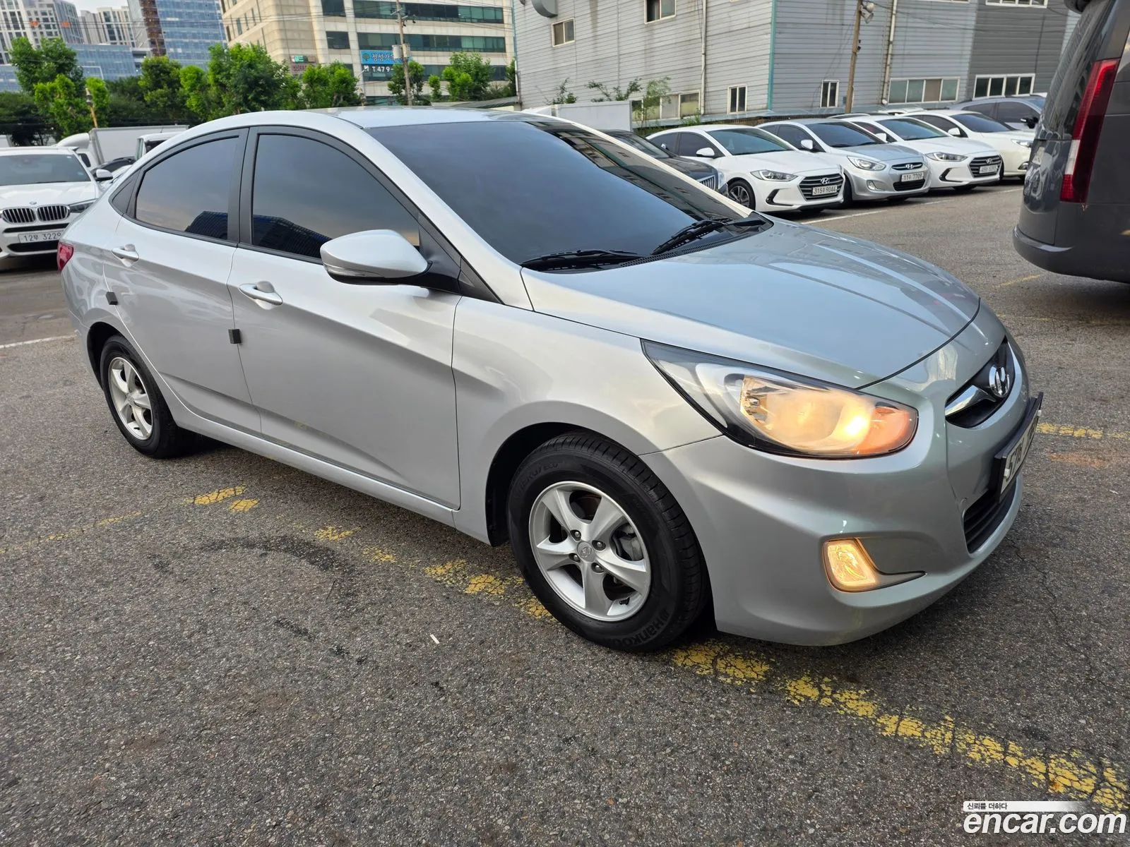 Hyundai Accent 2012 — 4