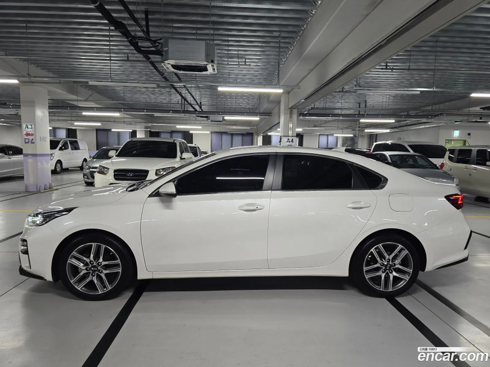 Kia K3 2019 — 6
