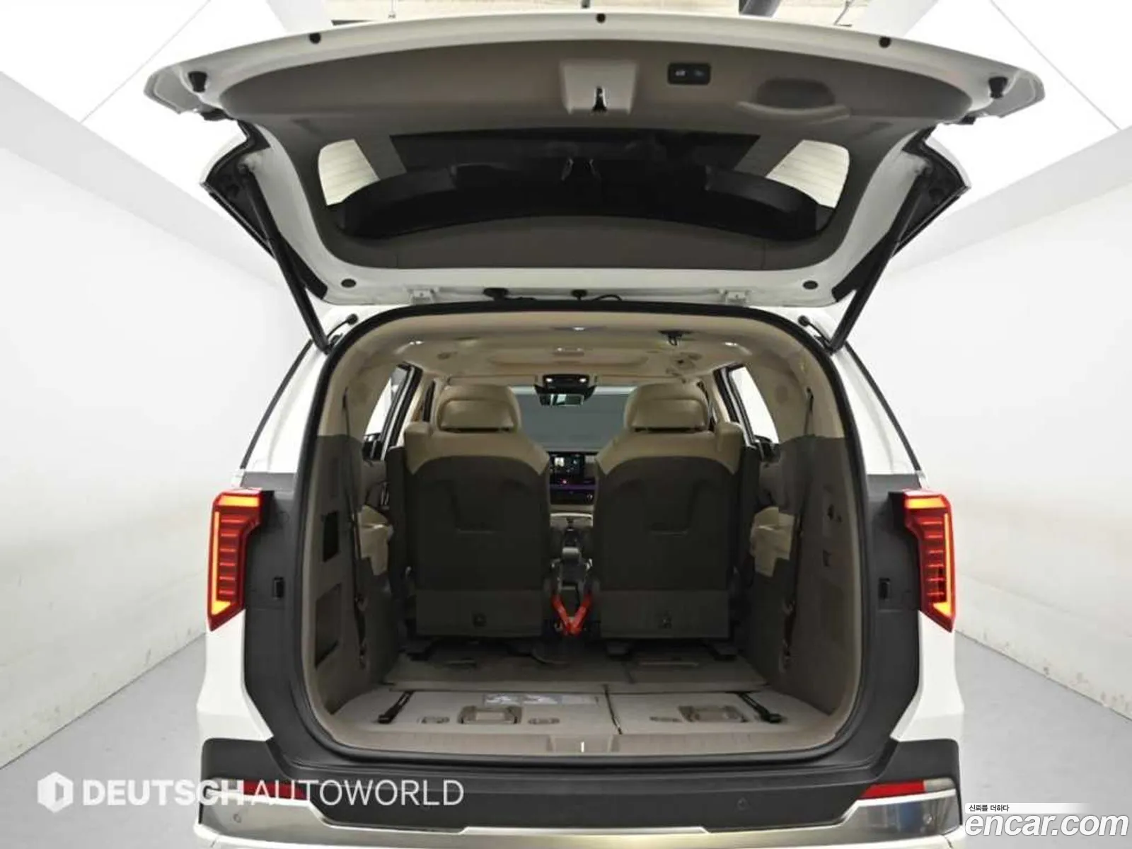 Kia Carnival 2024 — 13
