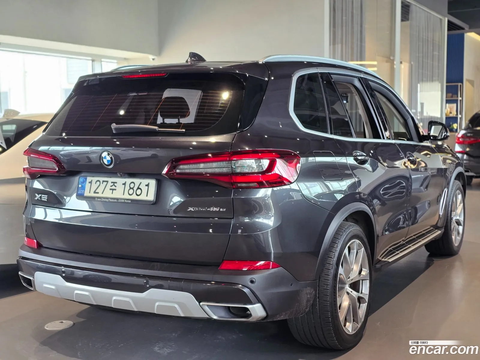 BMW X5 2021 — 12