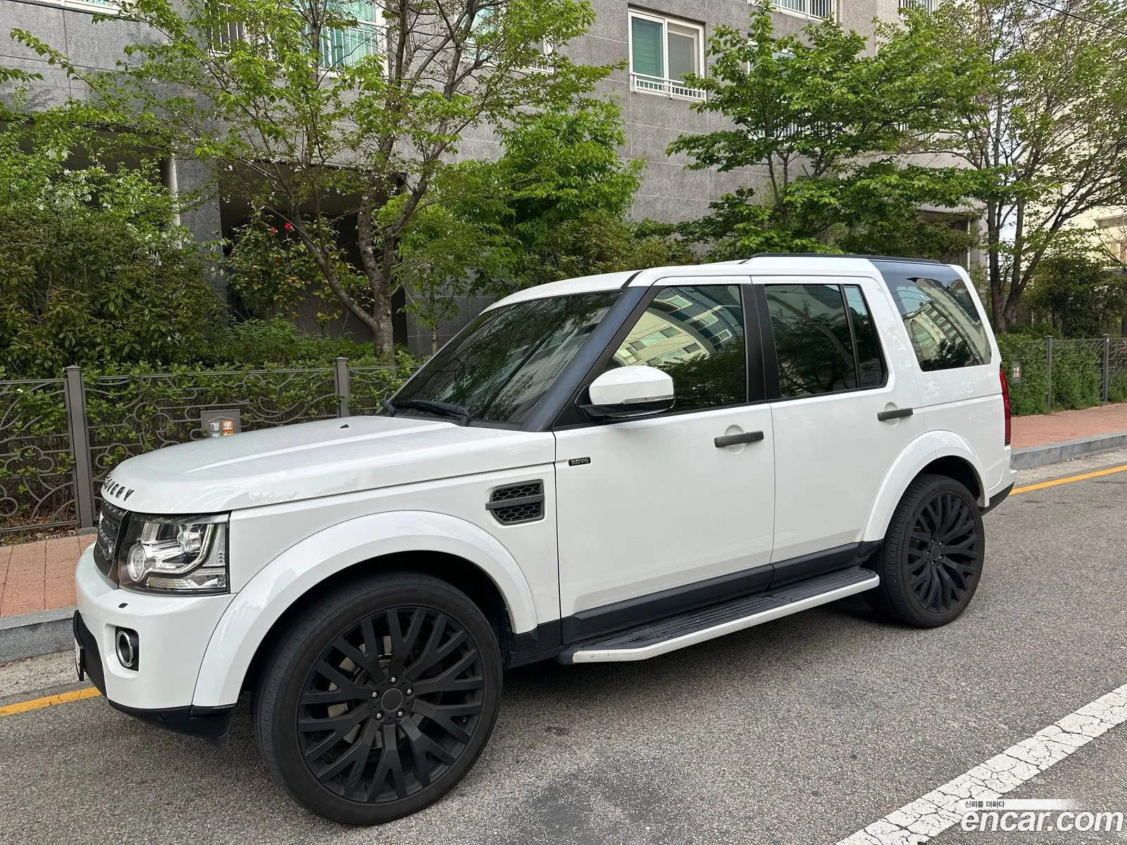 Land Rover Discovery 4 2016 — 5