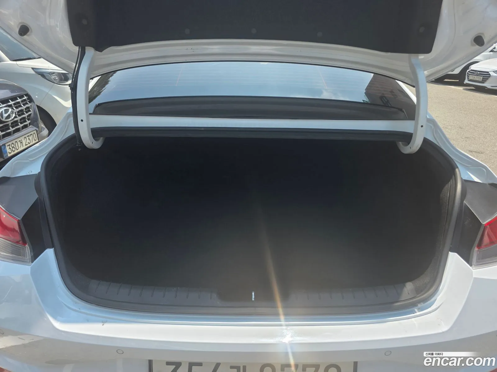 Hyundai Elantra 2021 — 4
