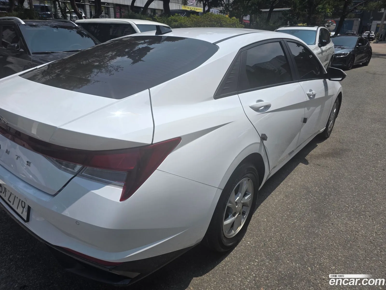 Hyundai Elantra 2021 — 10