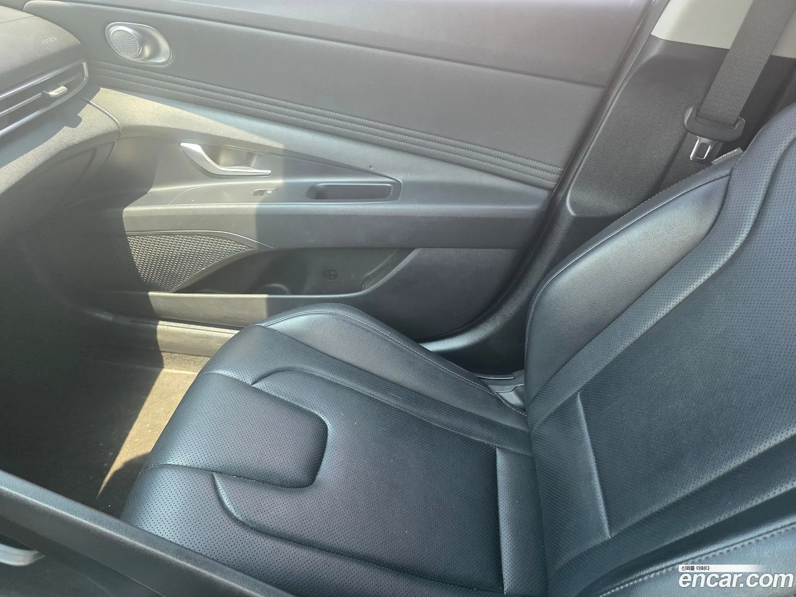 Hyundai Elantra 2021 — 13