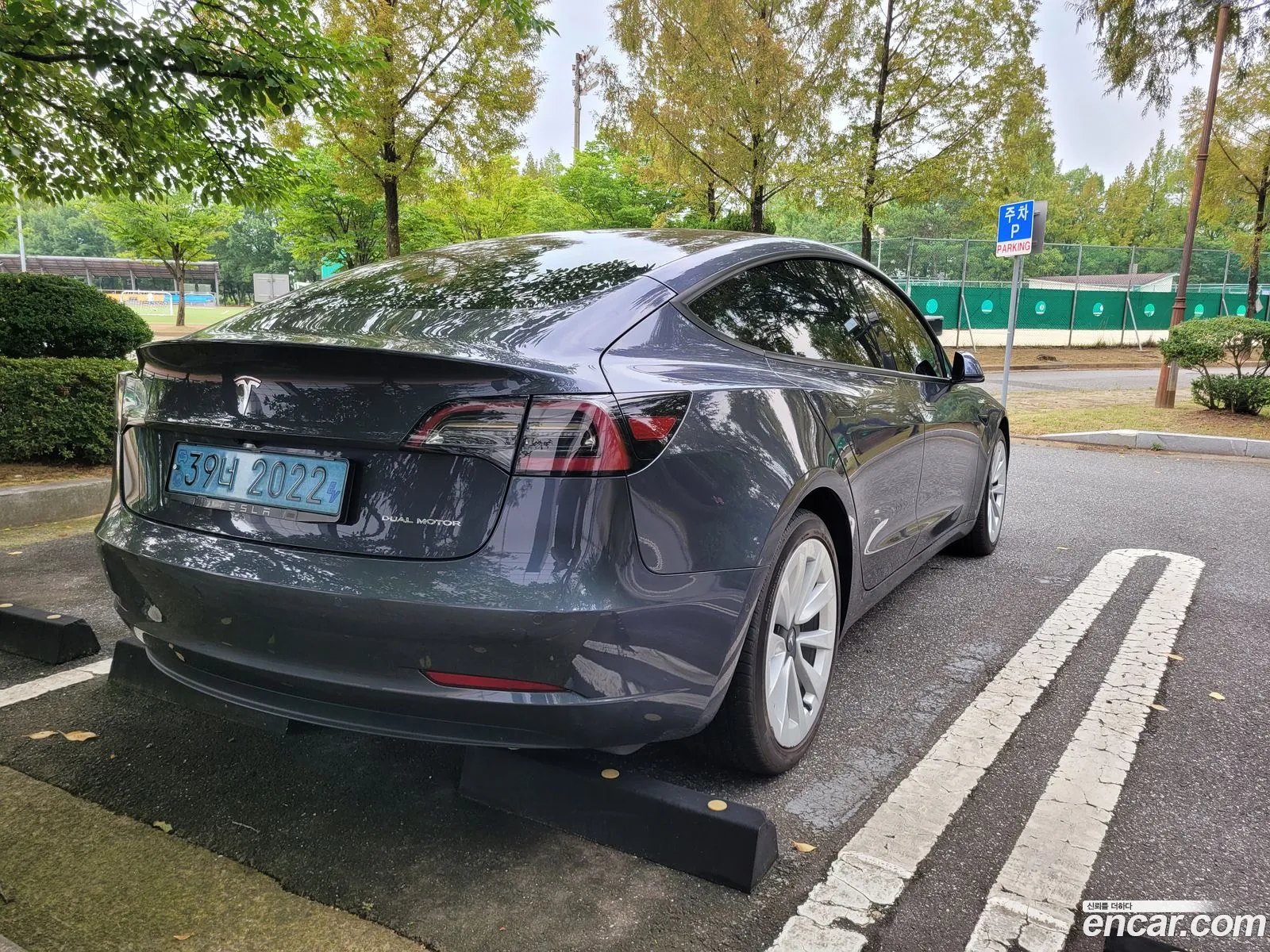 Tesla Model 3 2022 — 5