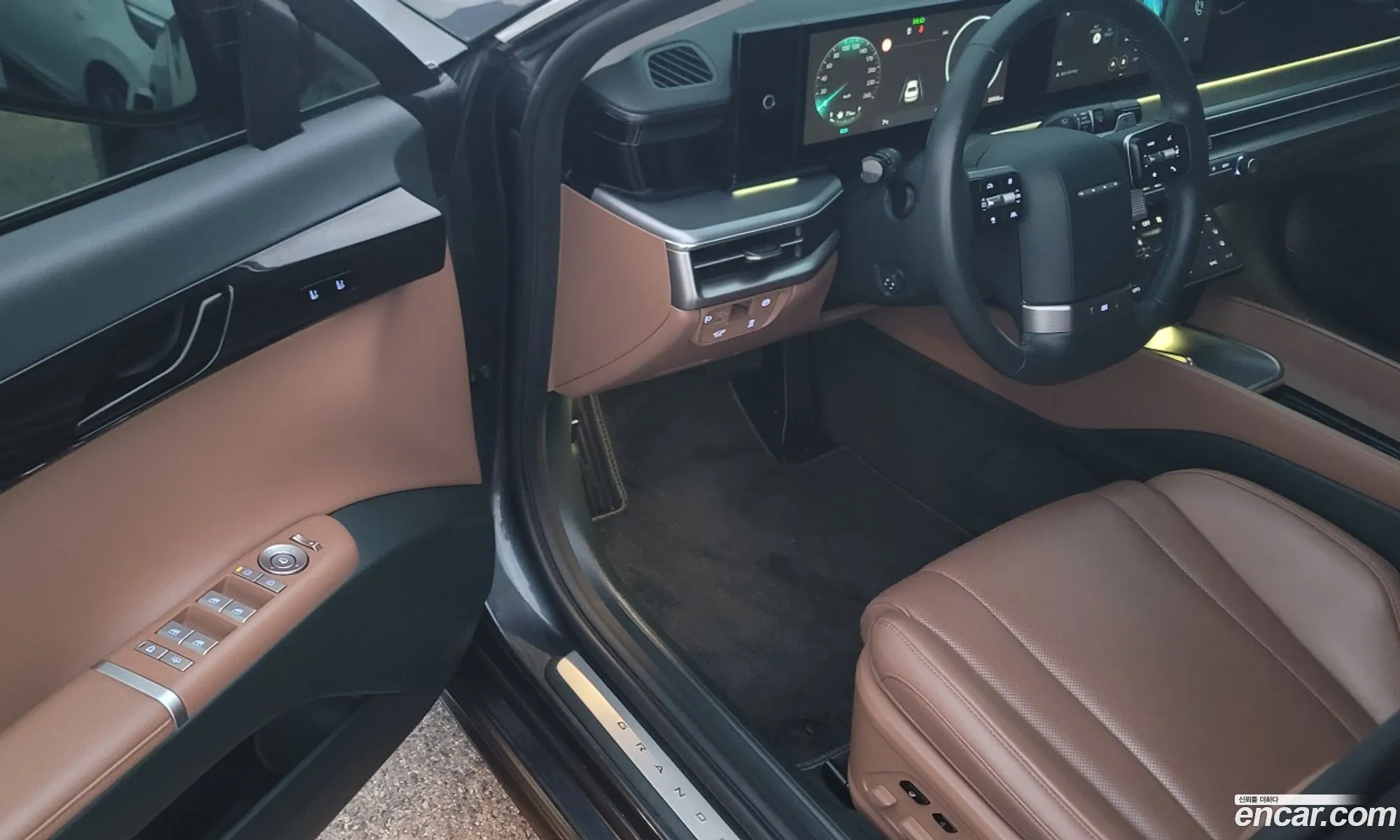 Hyundai Grandeur 2023 — 15