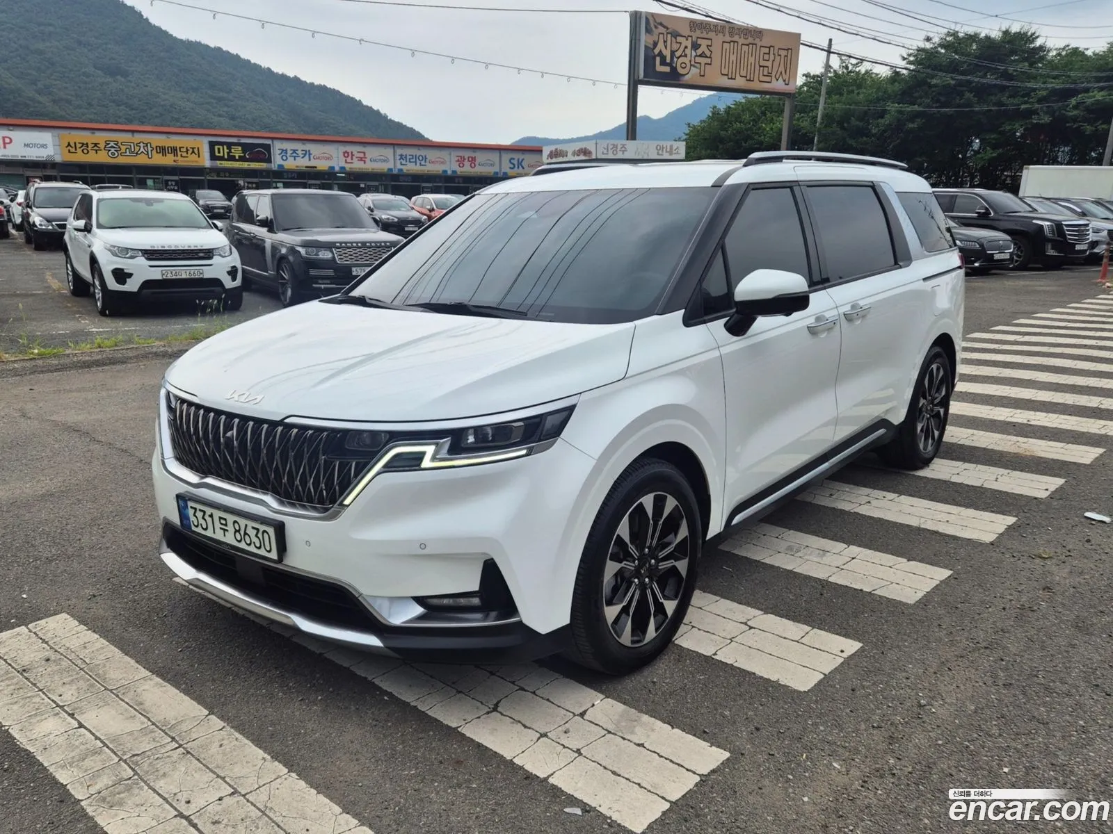 Kia Carnival 2021 — 19