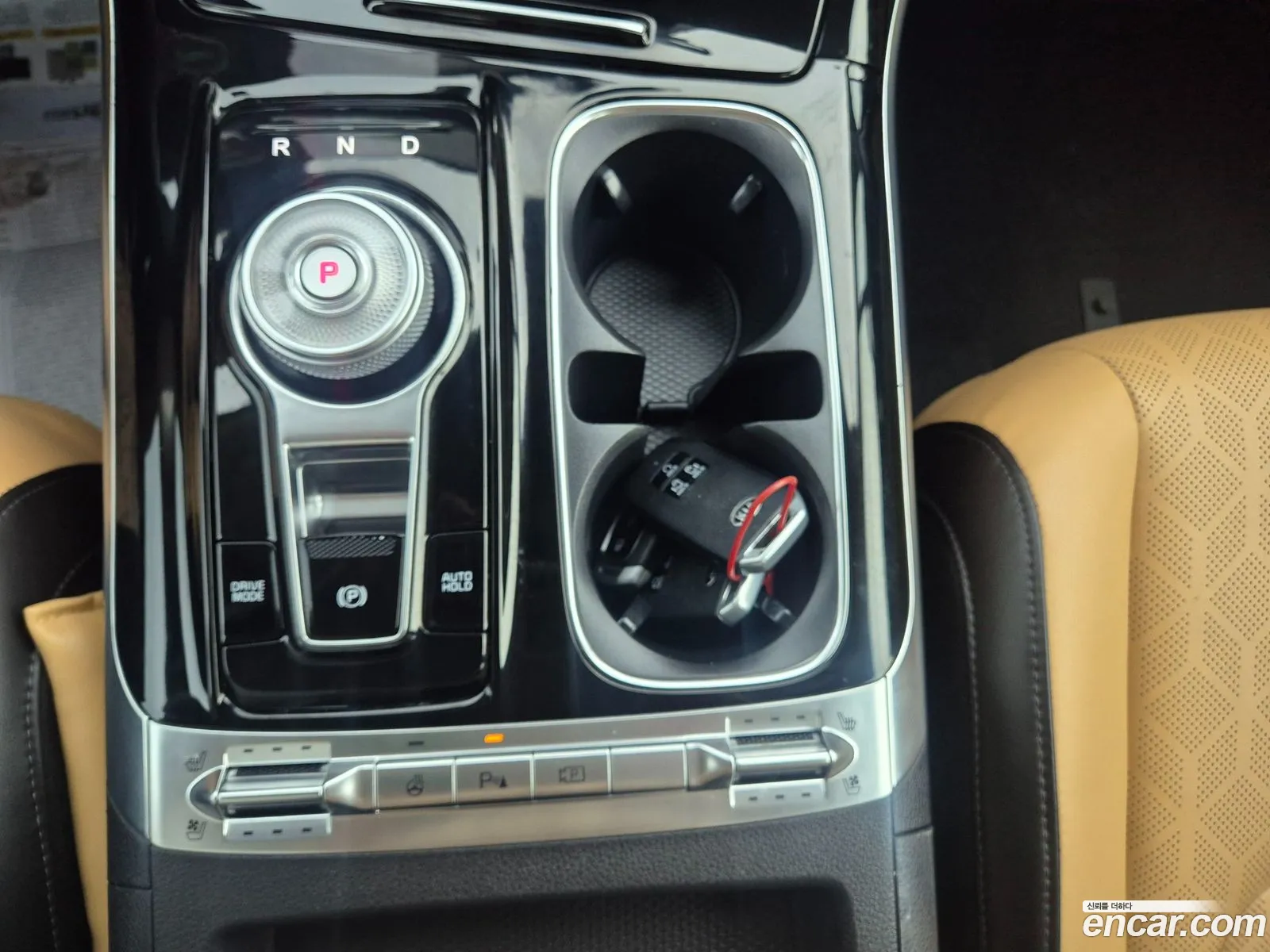 Kia Carnival 2021 — 12