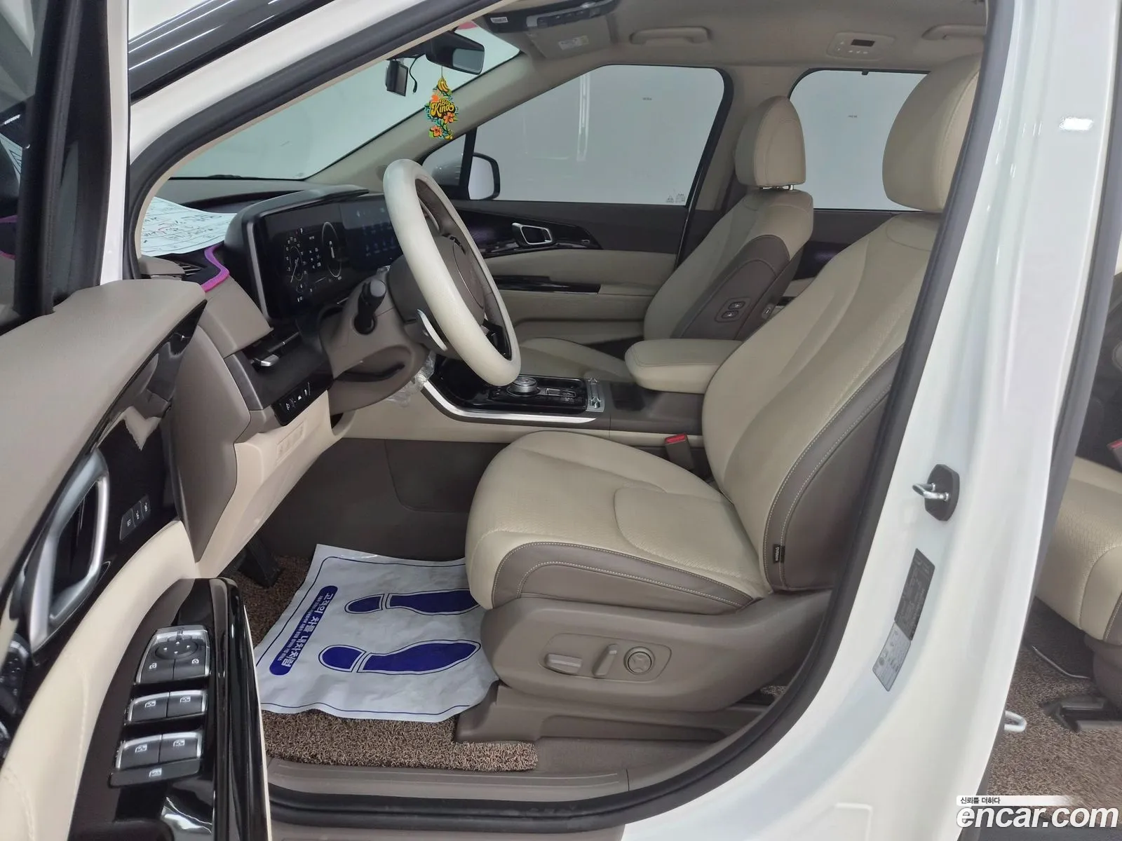 Kia Carnival 2021 — 8