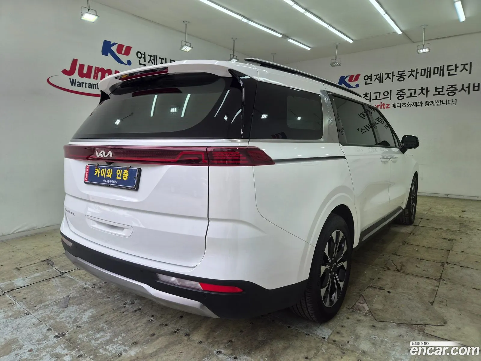 Kia Carnival 2021 — 2