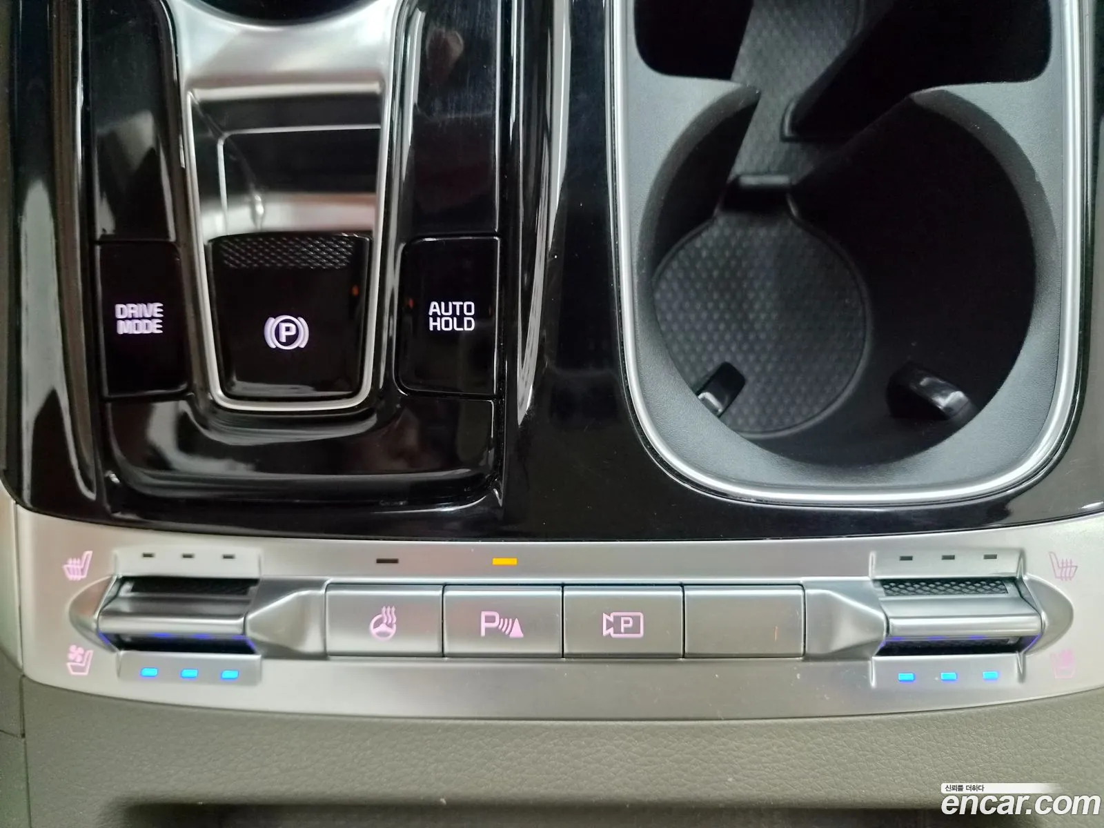Kia Carnival 2021 — 5