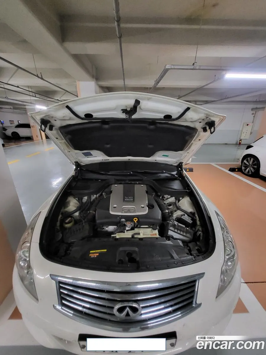 Infiniti G37 2010 — 9