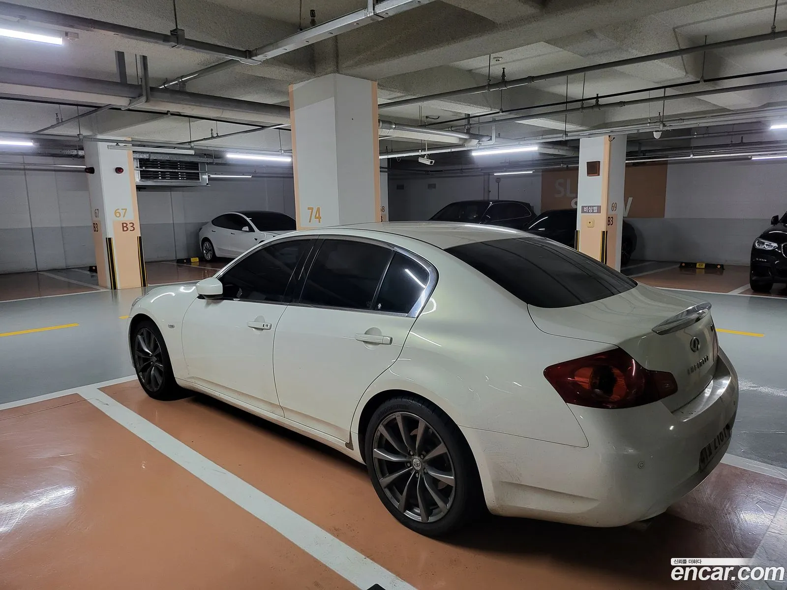 Infiniti G37 2010 — 8