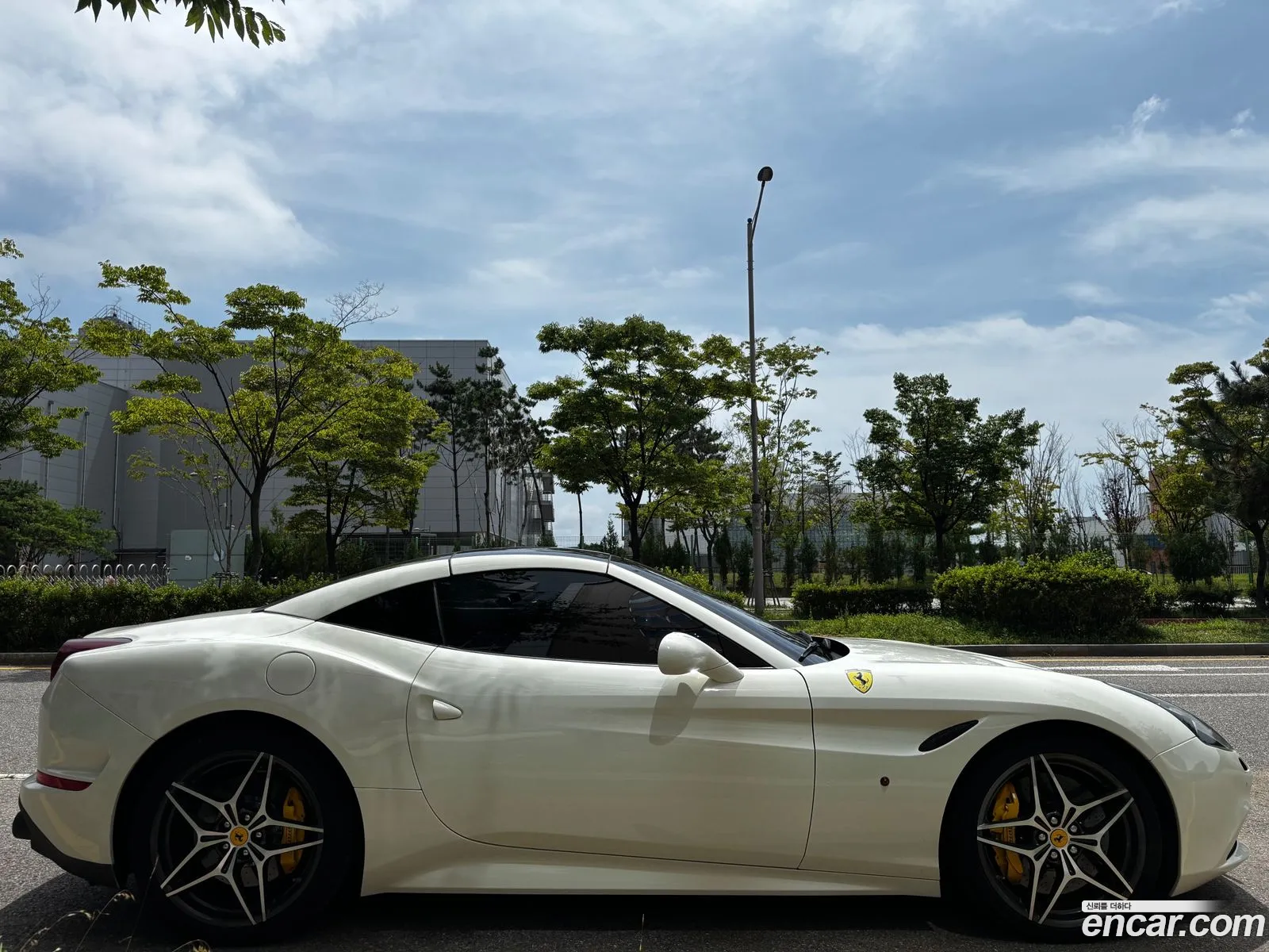 Ferrari California 2017 — 14