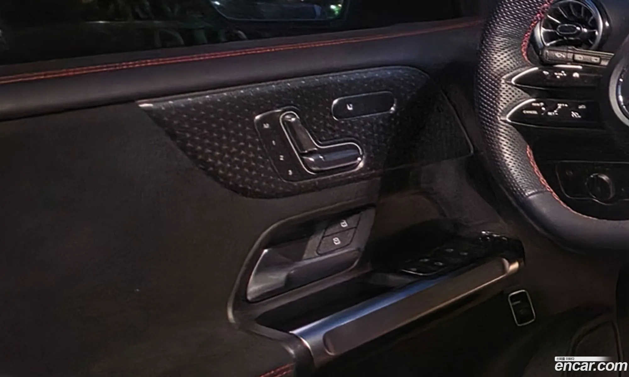 Mercedes-Benz GLB-Class X247 2024 — 13
