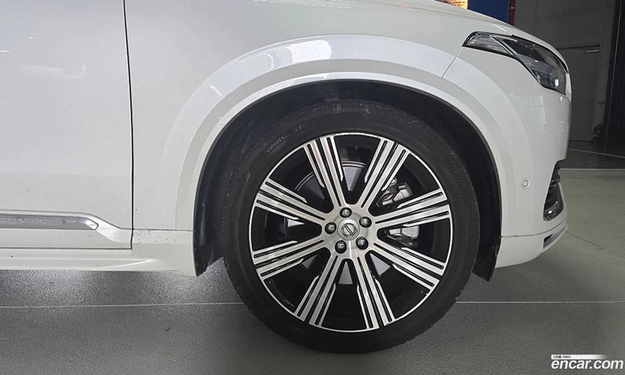 Volvo XC90 2023 — 11