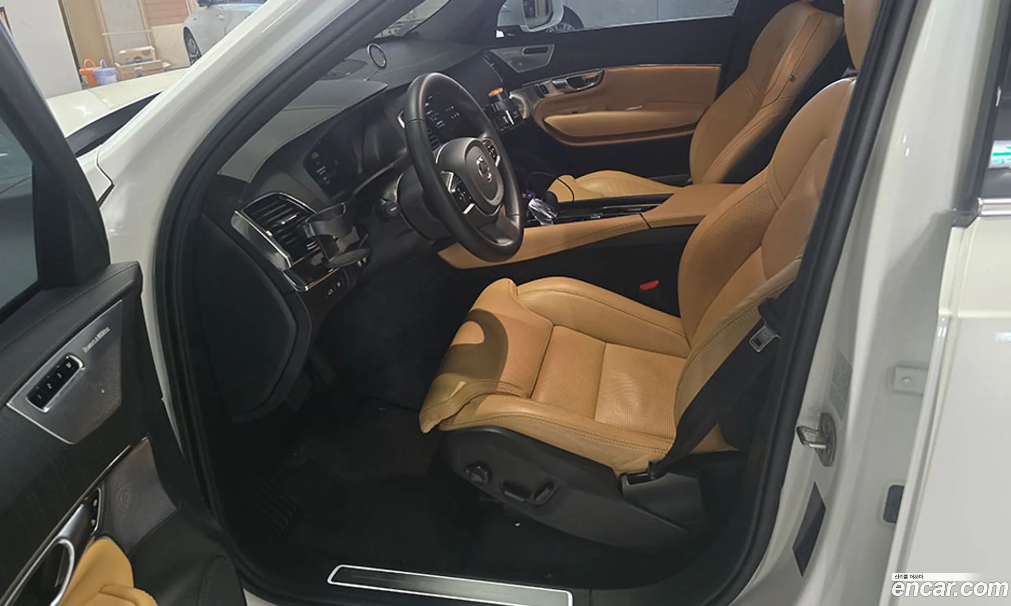 Volvo XC90 2023 — 9