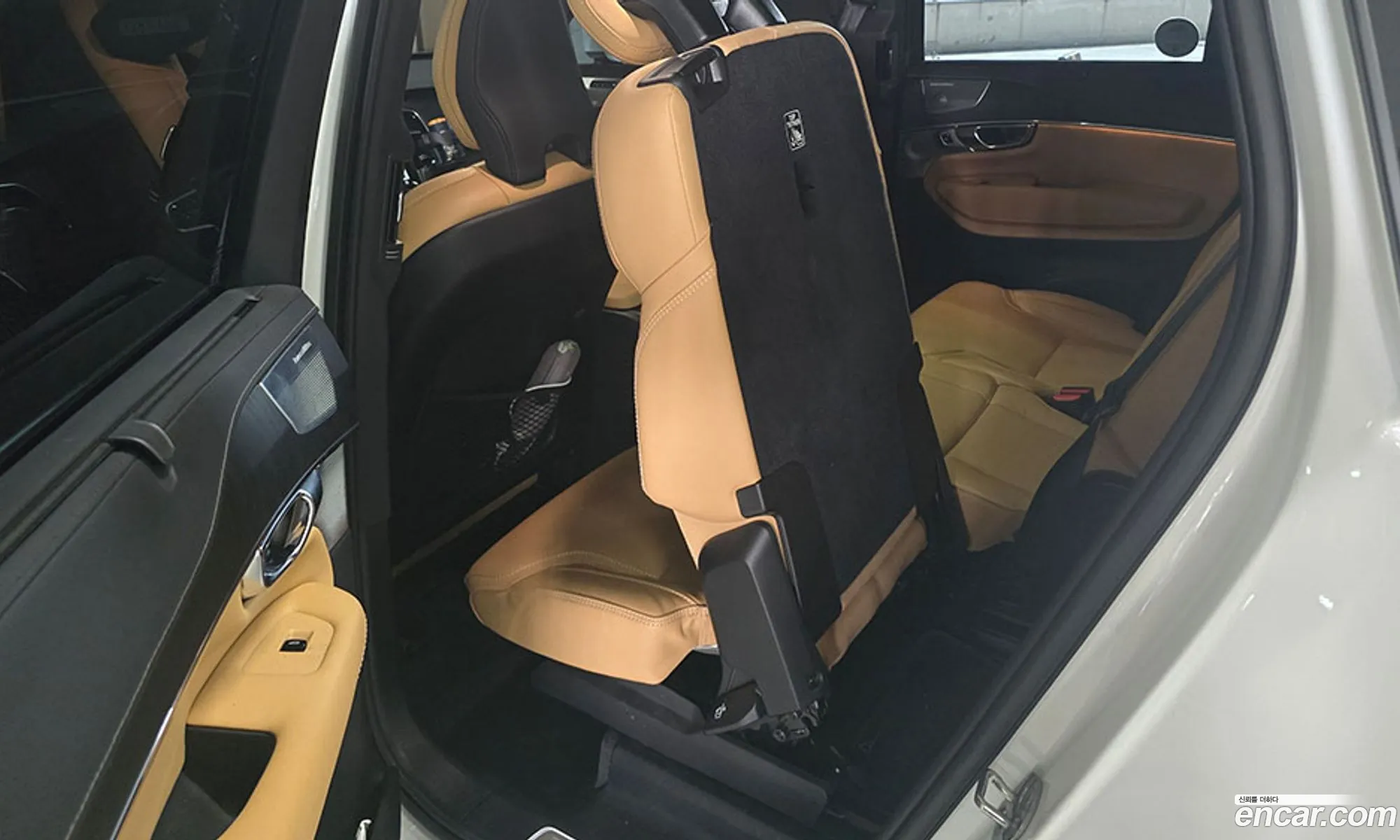 Volvo XC90 2023 — 13