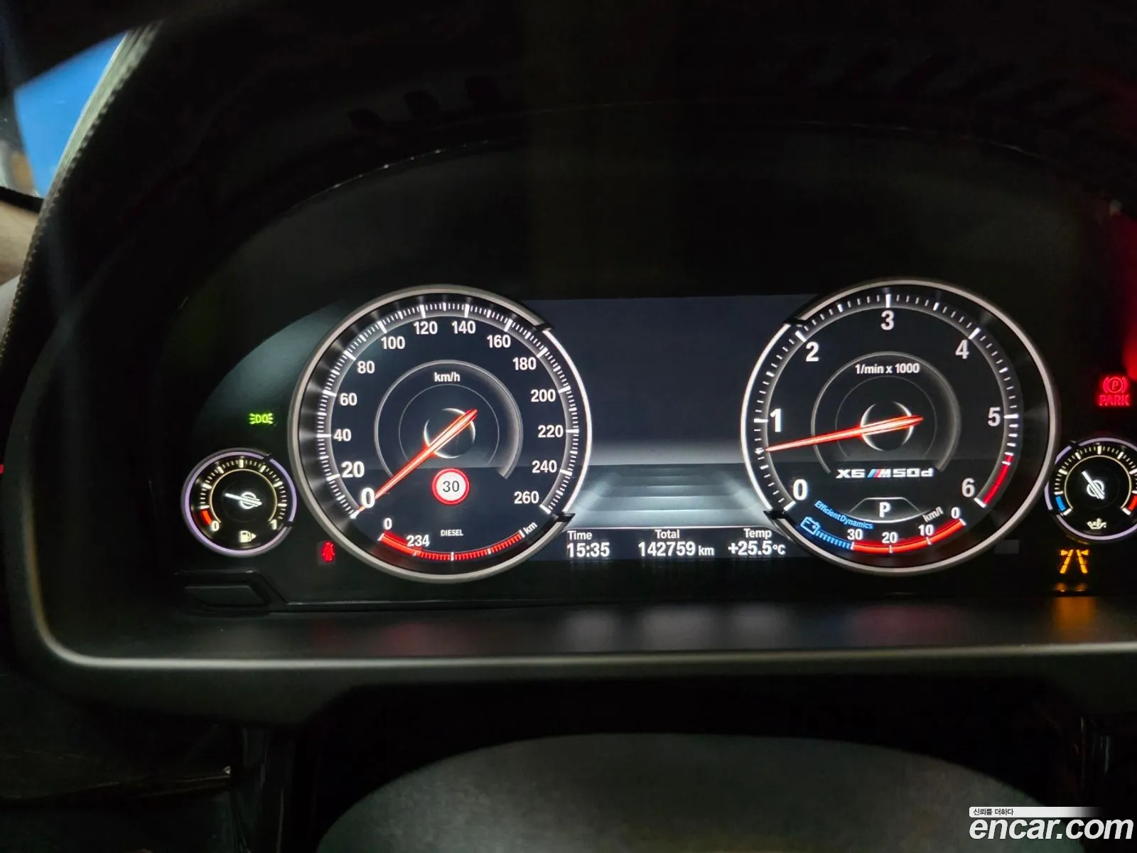 BMW X6 2016 — 18