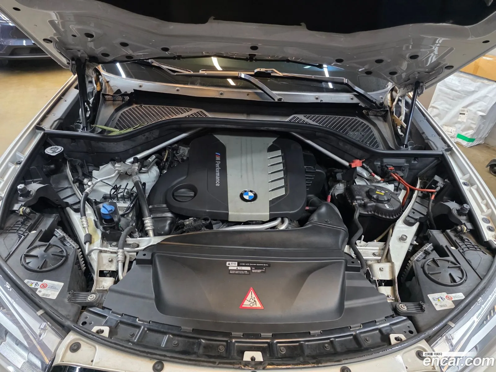 BMW X6 2016 — 19