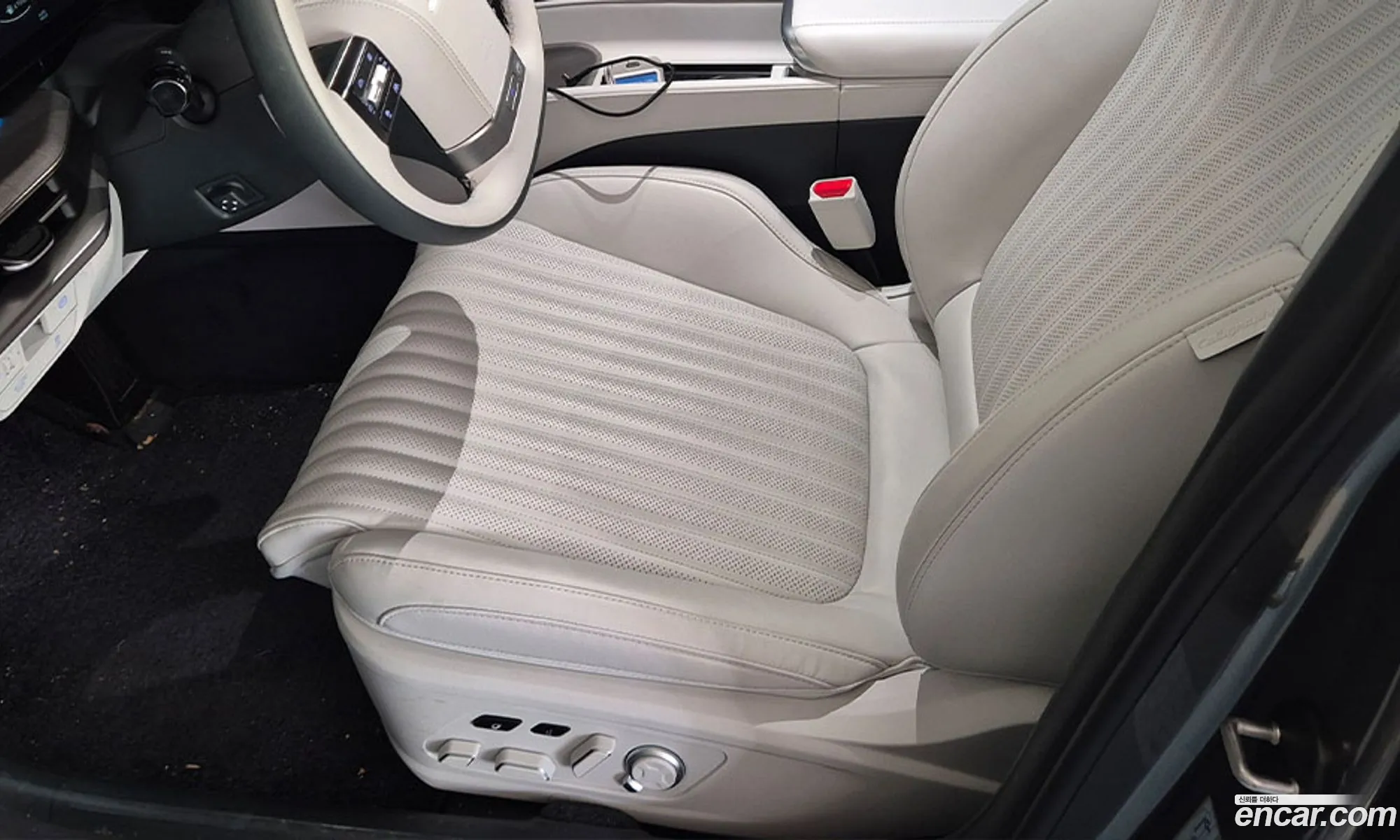 Hyundai Grandeur 2025 — 17