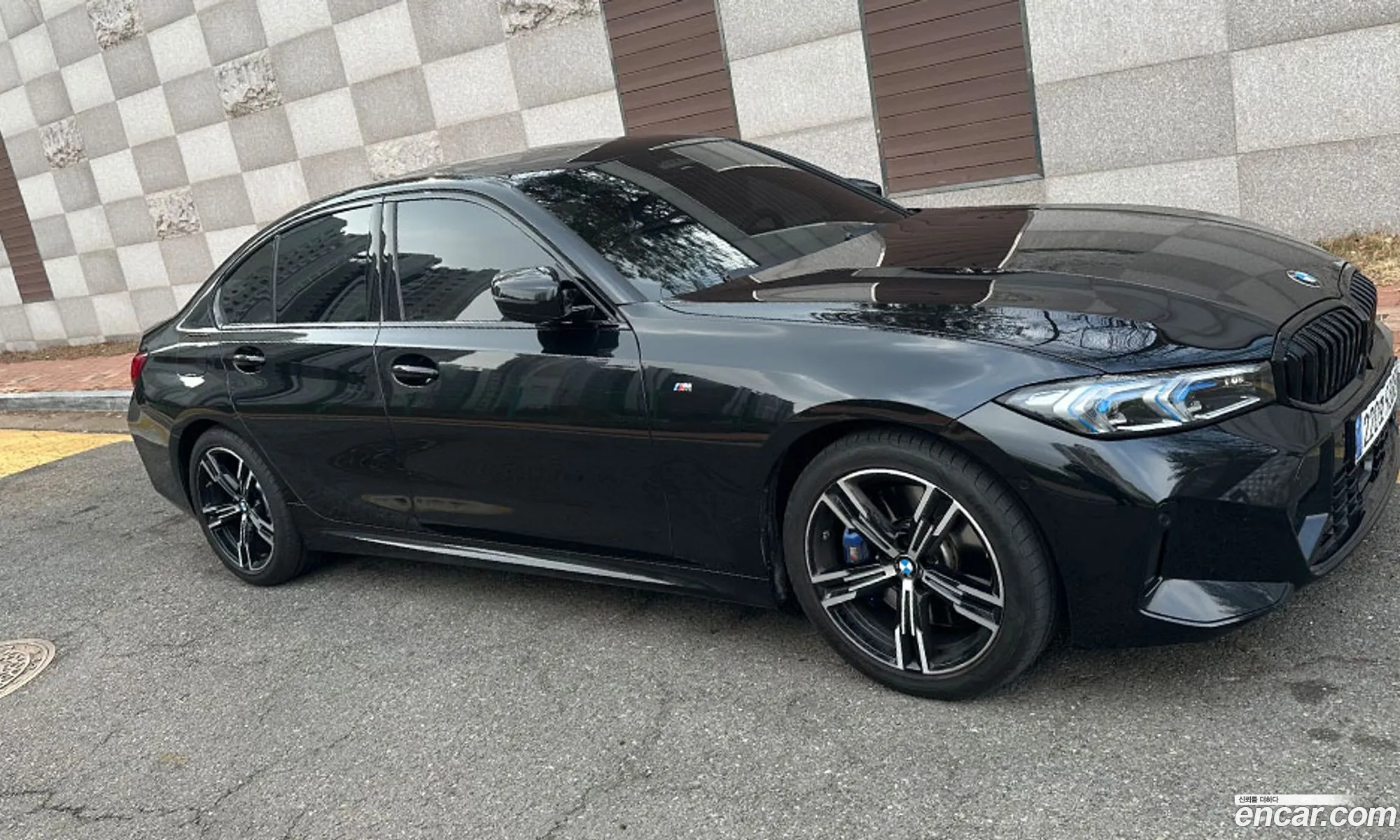 BMW 3 Series 2023 — 15