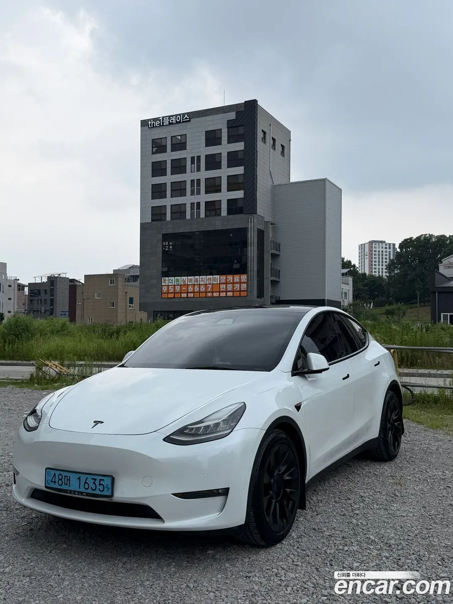 Tesla Model Y 2022 — 2