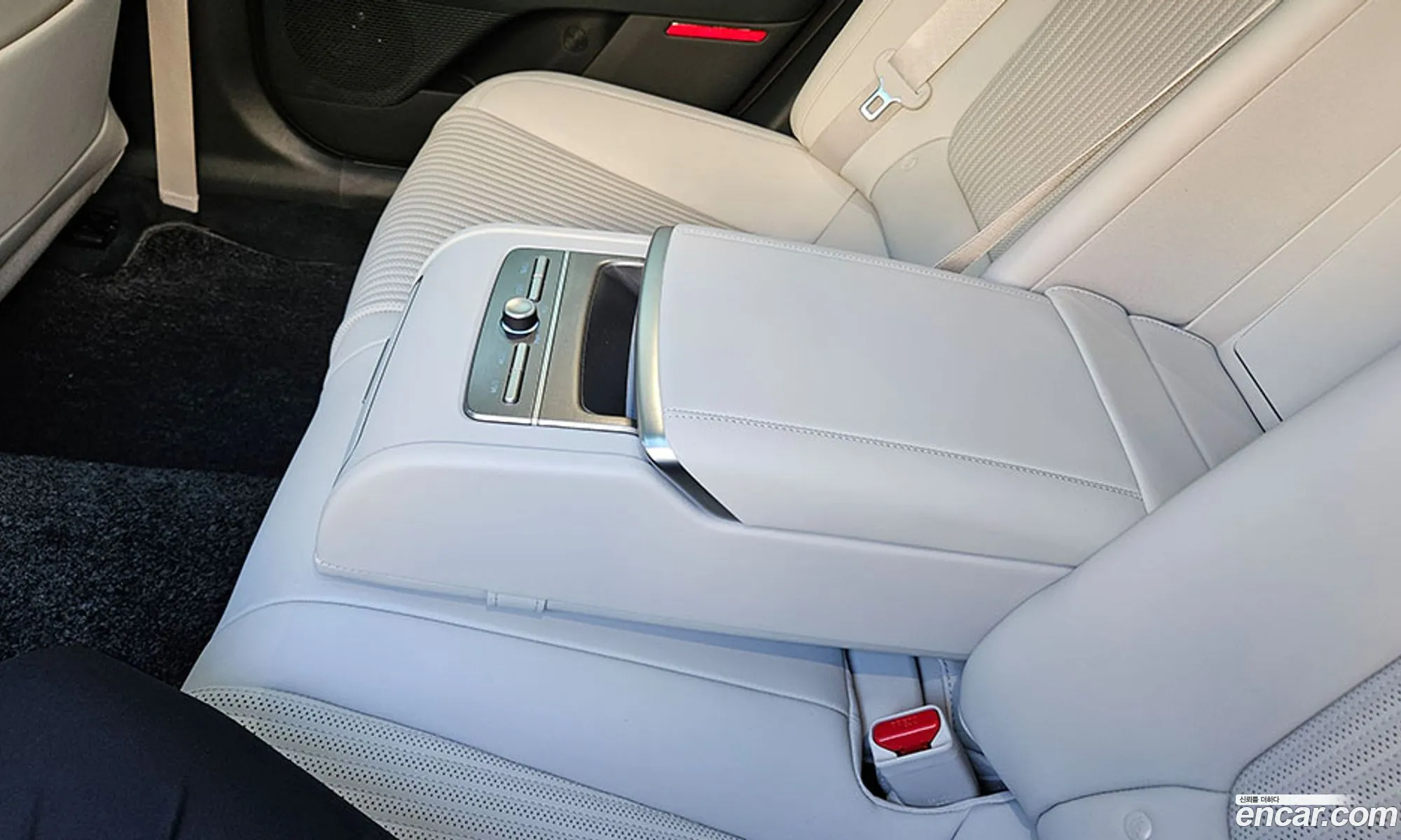 Hyundai Grandeur 2024 — 15