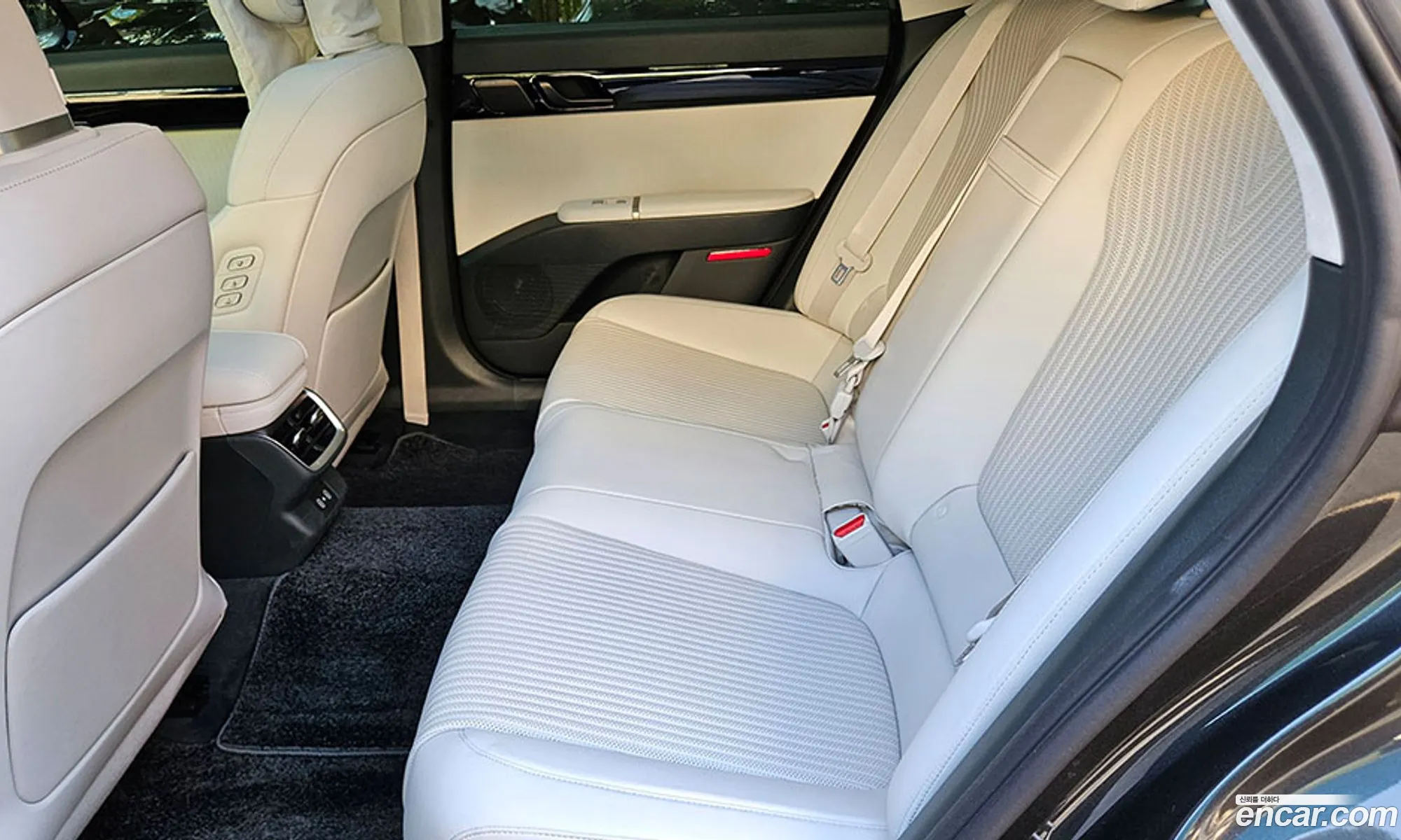 Hyundai Grandeur 2024 — 10