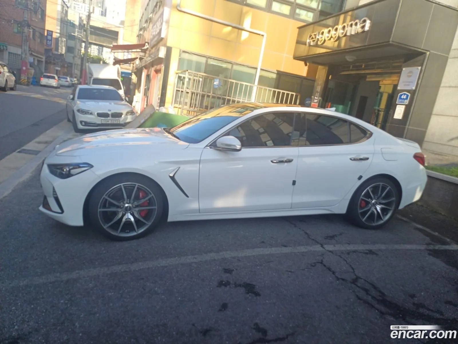 Genesis G70 2019 — 2