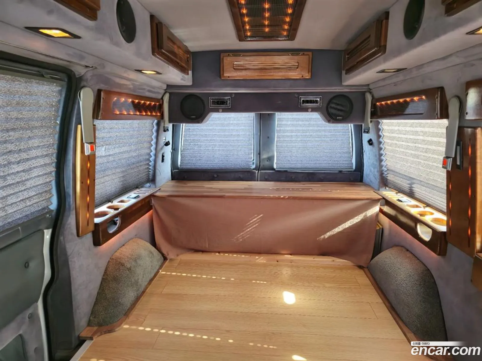 Chevrolet Astro Van