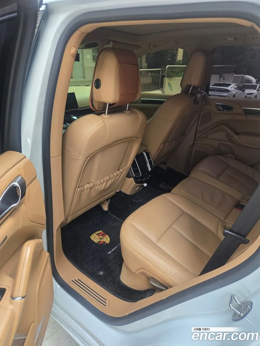Porsche Cayenne 2013 — 2
