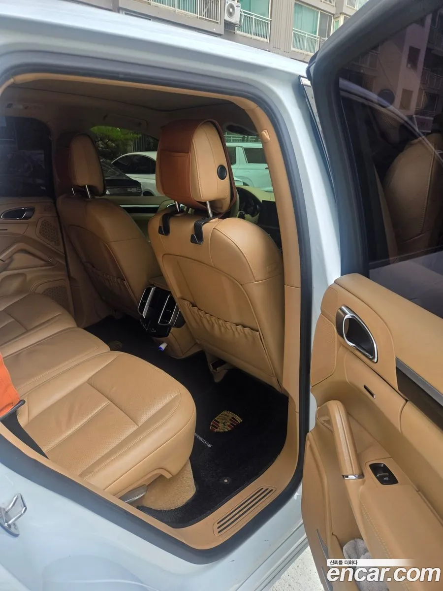 Porsche Cayenne 2013 — 10