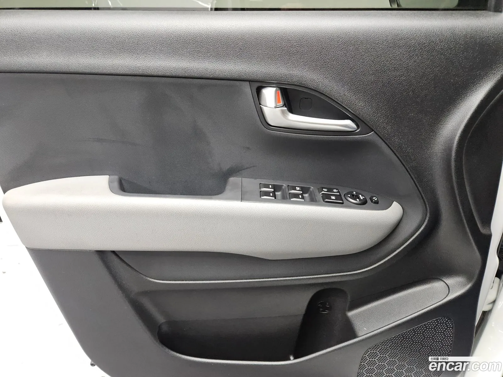 Kia Kia Ray EV 2024 — 11