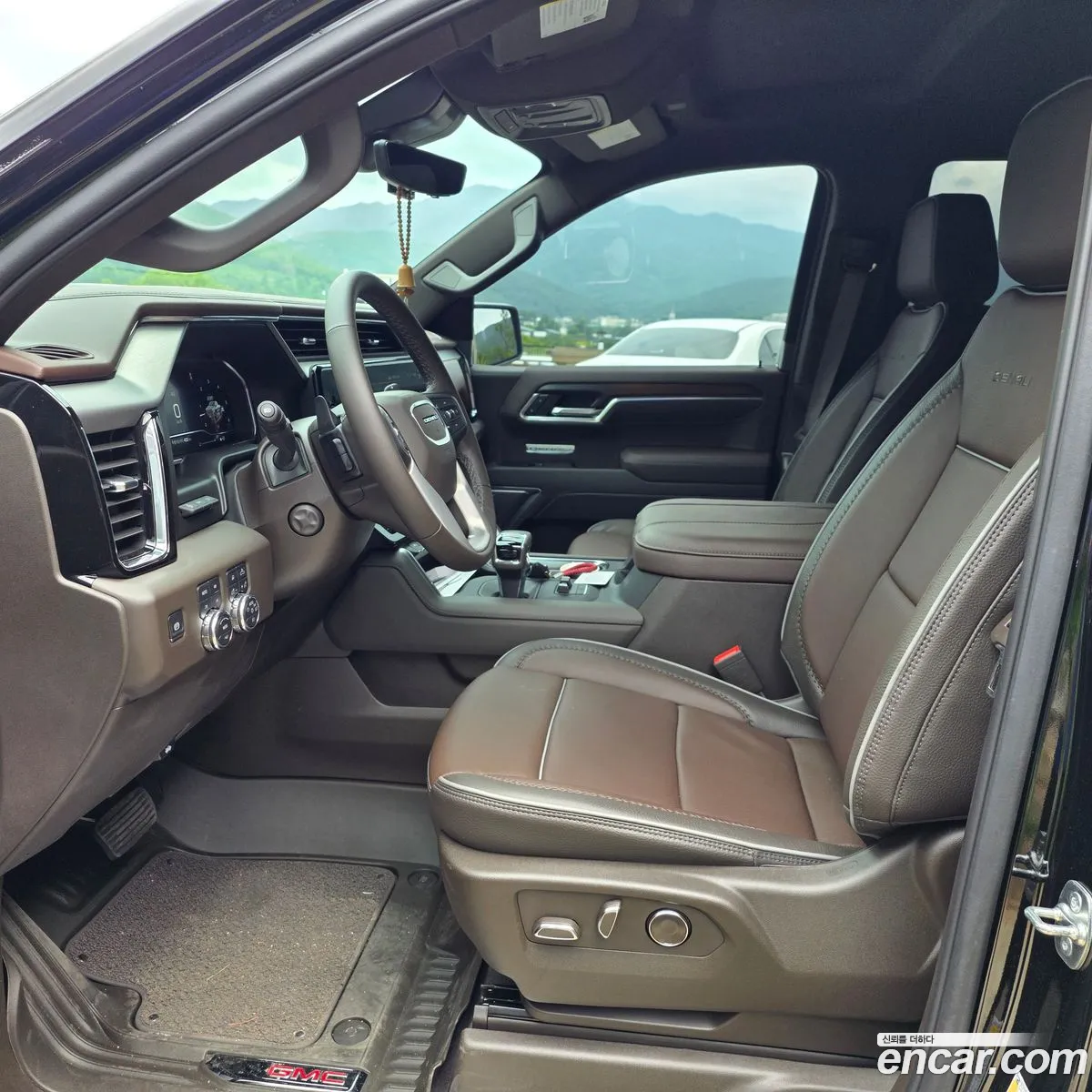 GMC Sierra 2025 — 8