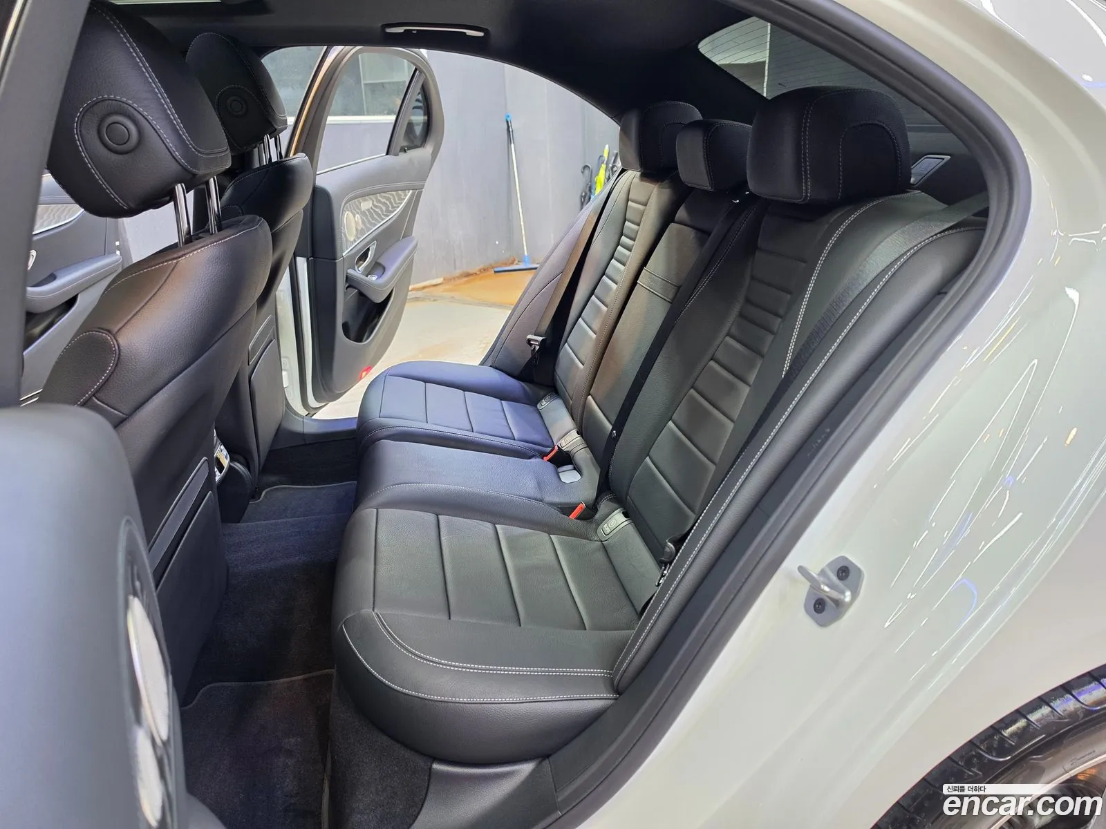Mercedes-Benz E-Class W213 2022 — 11