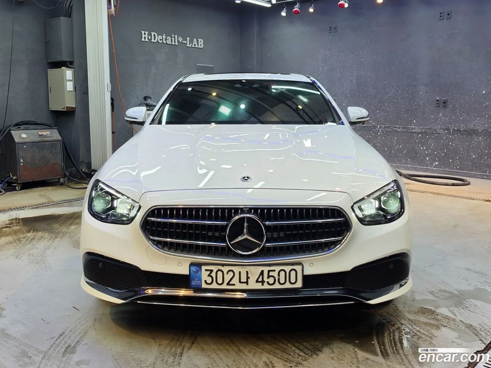 Mercedes-Benz E-Class W213 2022 — 18