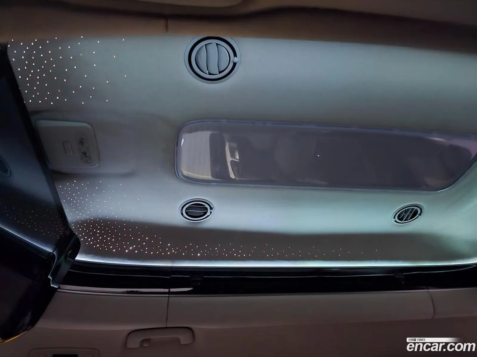 Kia Carnival 2025 — 5