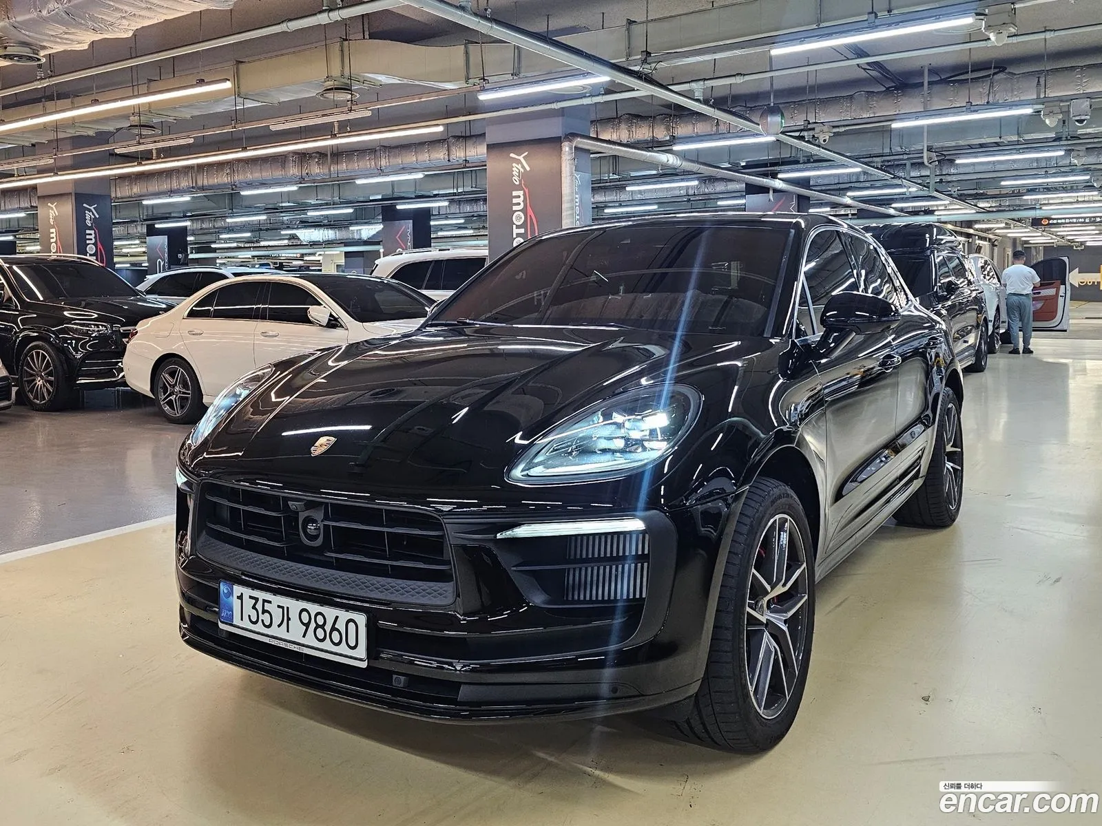 Porsche Macan 2022 — 2