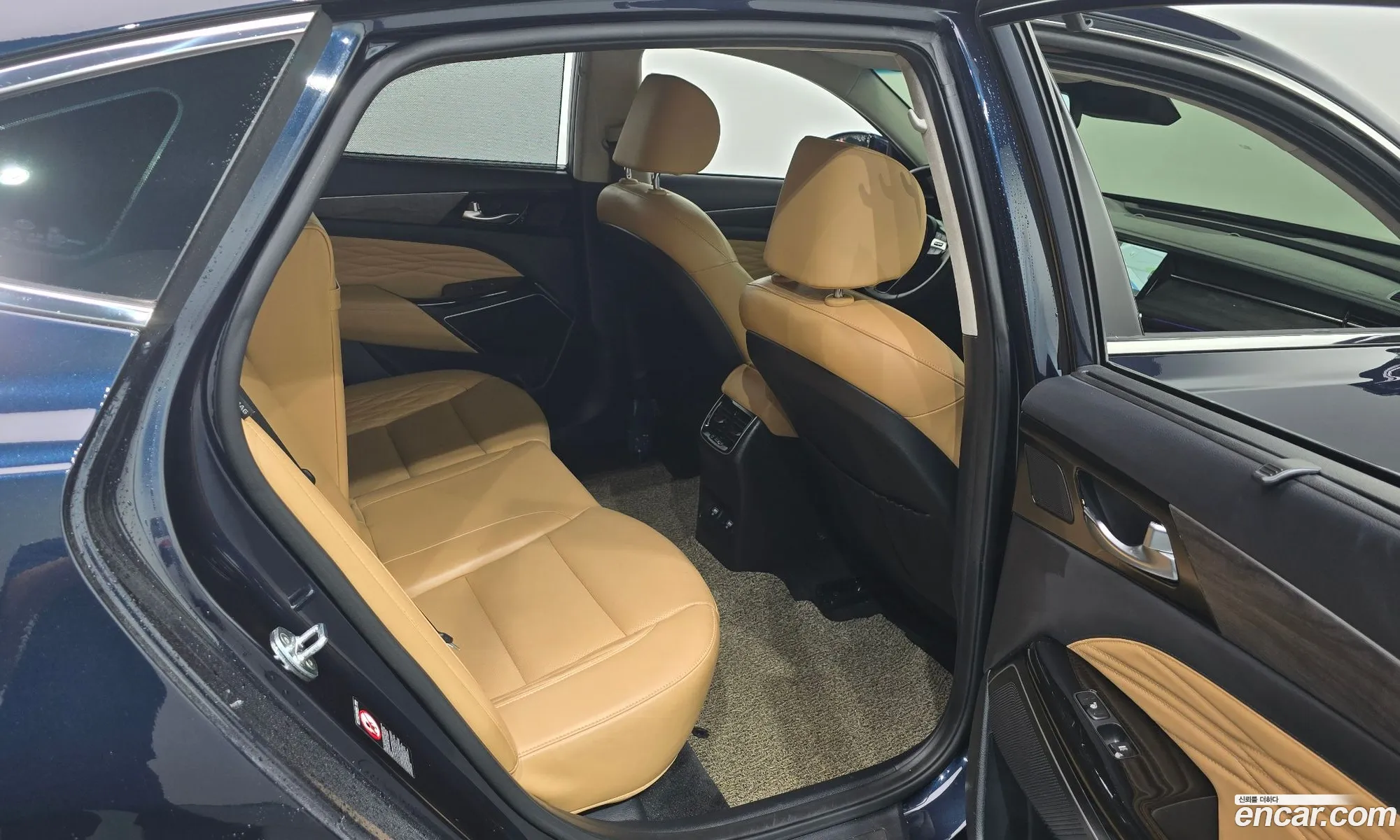 Kia K7 Premier 2020 KNALC41BBLA237805 — 30