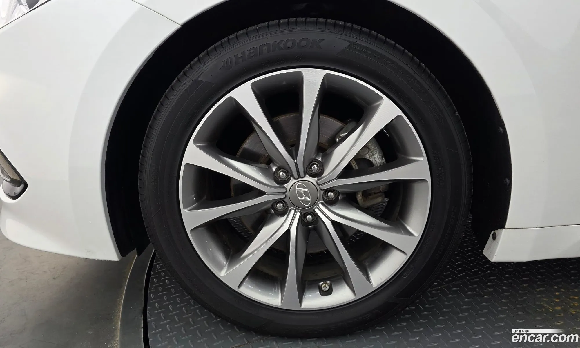 Hyundai Grandeur HG 2015 — 6