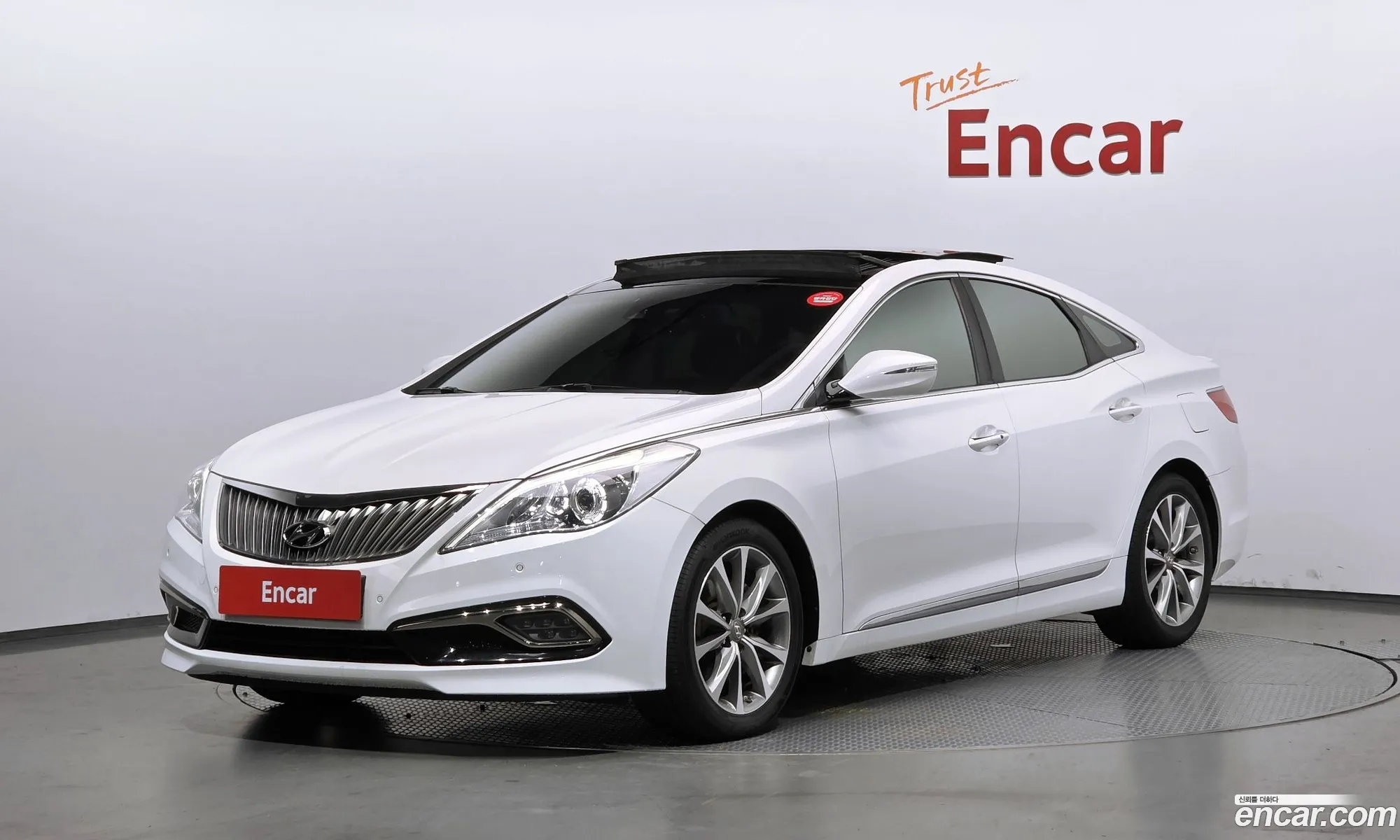 Hyundai Grandeur HG 2015 — 14